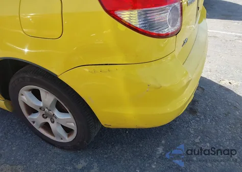 2004 Toyota Matrix Xr z USA, uszkodzony, nr VIN 2T1KR32E84C237209